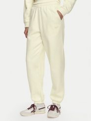 Reebok Spodnie dresowe Reebok x Ewa Chodakowska RK25981CCW Kremowy Regular Fit. Białe spodnie dresowe damskie Reebok, s, bez wzorów, z bawełny. Za 179.99 zł.