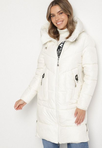 Biała Długa Kurtka Pikowana z Kapturem i Ozdobną Taśmą przy Suwaku Galorrea. Białe kurtki damskie Born2be, l, bez wzorów, z dzianiny, z kapturem. Za 239.99 zł.