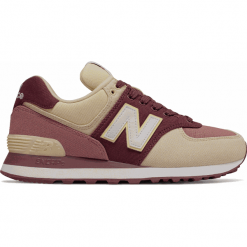 New Balance Outdoor Patch - WL574INB. Obuwie sportowe damskie marki New Balance. Za 349.99 zł.