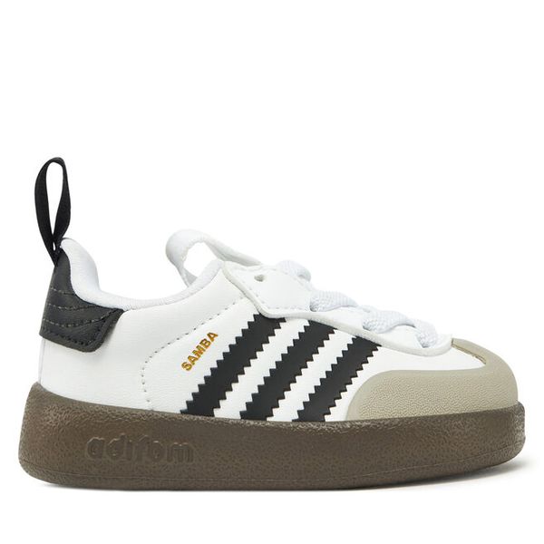 Sneakersy adidas. Białe trampki i tenisówki chłopięce Adidas, bez wzorów, bez zapięcia. Za 399.99 zł.