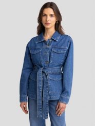 Kurtka damska jeansowa z wiązaniem w pasie niebieska Chelsey 379. Niebieskie kurtki damskie Big Star, l, bez wzorów, z denimu, eleganckie, bez kaptura. W wyprzedaży za 279.99 zł.