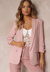 Jasnoróżowa Marynarka Niezapinana z Marszczonymi Rękawami Orolea. Czerwone żakiety damskie Renee, l, bez wzorów, z tkaniny, eleganckie. Za 129.99 zł.