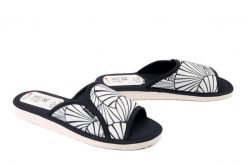 METEOR 008 Helena beżowy, kapcie damskie. Brązowe kapcie damskie Meteor, bez wzorów. Za 47.99 zł.