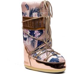Śniegowce MOON BOOT - Tropical Mirror 14024600001 Copper/Cam Eo Rose. Czerwone kozaki damskie Moon Boot, z materiału. Za 849.00 zł.