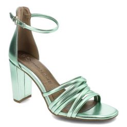 Zielone Sandały Marco Tozzi Eleganckie Buty Na Obcasie. Zielone klapki damskie Marco Tozzi, bez wzorów, ze skóry ekologicznej, bez obcasa, na obcasie, bez zapięcia. Za 229.00 zł.