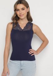 Granatowy Top z Bawełny z Koronką Arionor. Niebieskie bluzki damskie Born2be, l, bez wzorów, z bawełny, klasyczne, bez kołnierzyka, bez ramiączek. Za 19.99 zł.