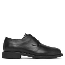 Półbuty Calvin Klein. Czarne eleganckie półbuty Calvin Klein, wizytowe, bez zapięcia. Za 669.99 zł.
