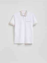 Koszulka polo slim - biały. Białe koszulki polo męskie Reserved, l, bez wzorów, z bawełny, bez ramiączek. Za 89.99 zł.