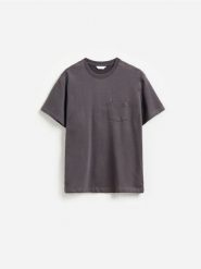 T-shirt comfort z kieszonką - ciemnoszary. Szare t-shirty męskie Reserved, l, bez wzorów, z bawełny, bez kołnierzyka. Za 69.99 zł.