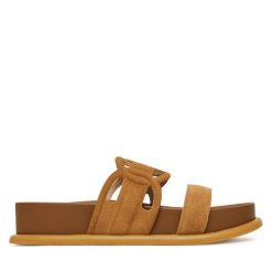 Klapki Liu Jo. Brązowe klapki damskie Liu Jo, bez wzorów, bez obcasa. Za 339.99 zł.