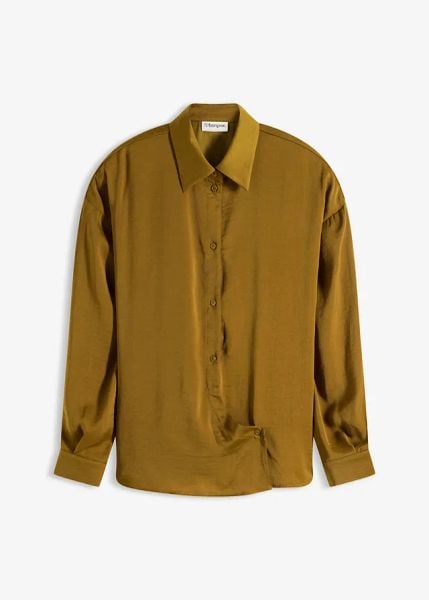 Bluzka koszulowa z lejącej satyny. Fioletowe bluzki damskie bonprix, bez wzorów, z satyny, bez kołnierzyka, bez ramiączek. Za 149.99 zł.