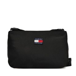 Torebka Tommy Jeans. Czarne torebki do ręki damskie Tommy Jeans, bez wzorów, z jeansu, klasyczne, bez dodatków. Za 189.99 zł.