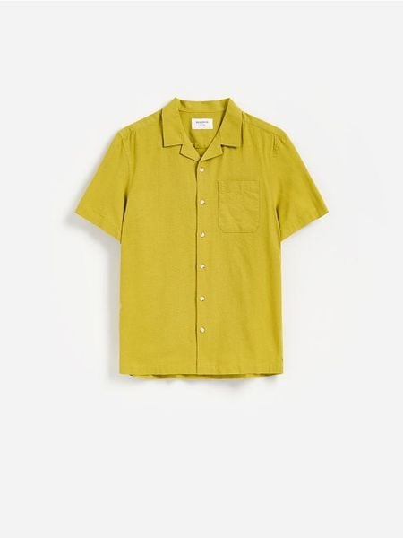 Koszula regular z lnem - warm olive. Zielone koszule męskie Reserved, l, bez wzorów, z tkaniny, bez kołnierzyka, bez ramiączek. Za 129.99 zł.