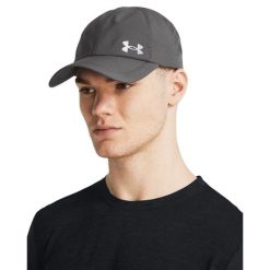 Regulowana czapka typu trucker Under Armour Launch. Czarne czapki i kapelusze męskie Under Armour, bez wzorów, sportowe. Za 186.50 zł.