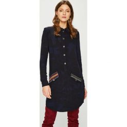 Desigual - Sukienka. Czarne sukienki damskie Desigual, z tkaniny, casualowe, z krótkim rękawem. W wyprzedaży za 399.90 zł.