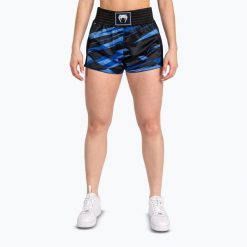 Spodenki treningowe damskie Venum Abyss Muay Thai. Niebieskie szorty sportowe damskie Under Armour, l, bez wzorów, z materiału, biznesowe, na fitness i siłownię. Za 159.99 zł.