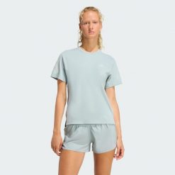 Koszulka adi365 CLIMACOOL. Zielone t-shirty damskie Adidas, bez wzorów, bez kołnierzyka. Za 149.00 zł.