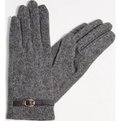 Rękawiczki z wełną - Szary. Szare rękawiczki damskie Mohito, z wełny. Za 39.99 zł.