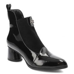 Czarne Botki S.Barski Damskie Modne Obuwie. Czarne botki damskie S.BARSKI, na wiosnę, z lakierowanej skóry, eleganckie, bez obcasa, na obcasie, bez zapięcia. Za 239.00 zł.