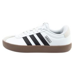 Buty sportowe adidas Vl Court 3.0 ID8797 białe. Białe obuwie sportowe damskie bez wzorów, ze skóry ekologicznej. Za 362.20 zł.