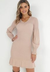 Beżowa Sukienka Dopasowana z Marszczoną Gumką i Falbanką Kima. Brązowe sukienki damskie Born2be, na co dzień, m, bez wzorów, z jeansu, eleganckie, bez kołnierzyka, bez ramiączek, mini, dopasowane. Za 169.99 zł.
