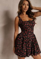 Czarna Sukienka na Ramiączkach o Kwiatowym Wzorze z Kwadratowym Dekoltem i Ramiączkami Belifea. Czarne sukienki damskie Renee, na spacer, na lato, m, bez wzorów, eleganckie, bez kołnierzyka, bez ramiączek, mini. Za 99.99 zł.