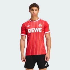 Koszulka piłkarska FC Koeln Trefoil. Białe koszulki sportowe męskie Adidas, xl, bez wzorów, z dzianiny, bez kołnierzyka, bez ramiączek, do piłki nożnej. Za 439.00 zł.