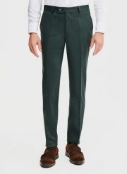 PAKO LORENTE – Gładkie spodnie garniturowe w kolorze zielonym. Zielone eleganckie spodnie męskie Pako Lorente, m, bez wzorów, z elastanu. Za 399.99 zł.