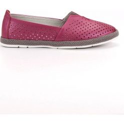 Fioletowe Skórzane Trampki Slip On VINCEZA. Fioletowe baleriny damskie VINCEZA, bez wzorów, ze skóry, bez obcasa. W wyprzedaży za 119.00 zł.