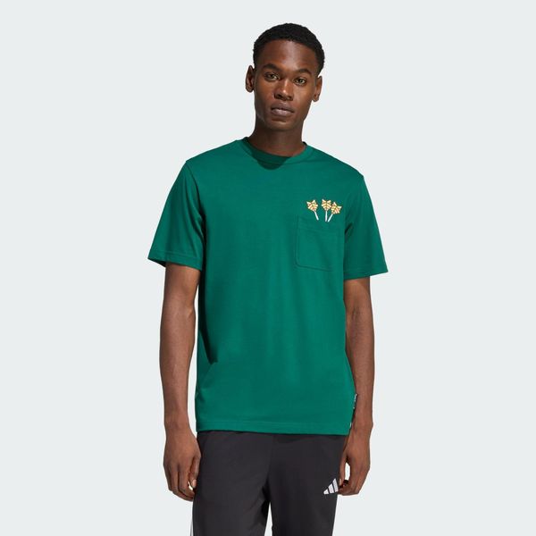 KOSZULKA NOVELTY DART GRAPHIC. Zielone buty sportowe męskie Adidas, l, bez wzorów, z bawełny, bez kołnierzyka, bez ramiączek, na fitness i siłownię. Za 114.99 zł.