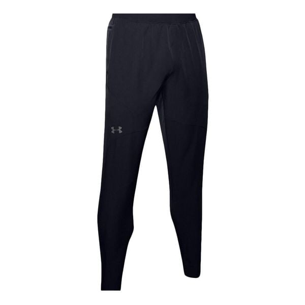 Spodnie dresowe slim fit Under Armour Flex Woven. Czarne buty sportowe męskie Under Armour, z dresówki, bez zapięcia, na fitness i siłownię. Za 420.00 zł.