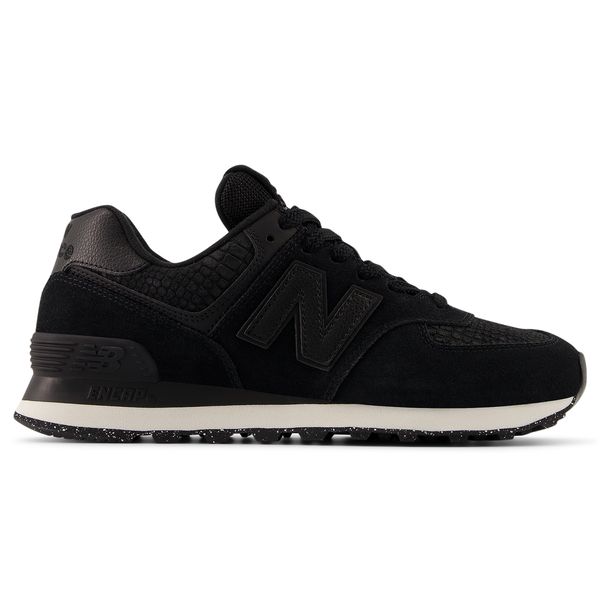 Buty damskie New Balance WL574PSS – czarne. Czarne obuwie sportowe damskie New Balance, bez wzorów, z materiału. Za 499.99 zł.