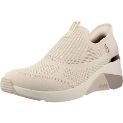 Buty SKECHERS 177667S Biały. Białe obuwie sportowe damskie Skechers, bez wzorów, z tkaniny, na fitness i siłownię. Za 218.99 zł.