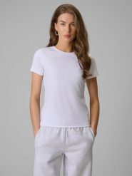4F T-shirt slim gładki damski - biały XS. Białe t-shirty damskie 4f, xs, bez wzorów, z dzianiny, bez kołnierzyka. Za 79.99 zł.