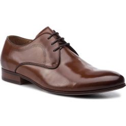 Półbuty KAZAR - Fantale 39318-09-02 Brown. Brązowe eleganckie półbuty Kazar, ze skóry, eleganckie, bez zapięcia. W wyprzedaży za 379.00 zł.