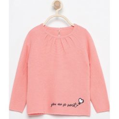 Sweter z haftem - Pomarańczo. Swetry dla dziewczynek Reserved. W wyprzedaży za 19.99 zł.