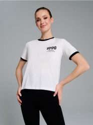 Koszulka z nadrukiem - kremowy. Białe t-shirty damskie Sinsay, l, bez wzorów, bez kołnierzyka. W wyprzedaży za 11.99 zł.