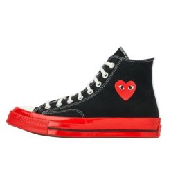 Buty do chodzenia unisex Converse Comme des Garçons Chuck 70 High Top. Czarne trampki i tenisówki damskie Converse, bez wzorów, bez zapięcia. Za 737.76 zł.