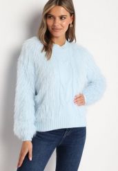 Jasnoniebieski Sweter z Długim Włosiem i Dodatkiem Wełny Merithina. Niebieskie swetry damskie Born2be, uniwersalny, bez wzorów, z dzianiny, eleganckie, bez kołnierzyka, bez ramiączek, długie, bez kaptura. Za 69.99 zł.