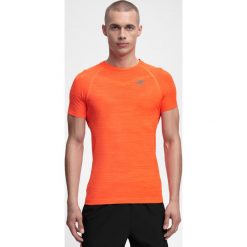 Koszulka treningowa męska TSMF258 - pomarańcz melanż. Koszulki sportowe męskie marki 4f. W wyprzedaży za 49.99 zł.
