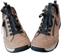 Rieker Shoes Brązowe 40 (45973-24). Brązowe buty sportowe męskie Rieker, bez zapięcia. Za 316.22 zł.