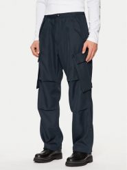 G-Star Raw Spodnie materiałowe R-3N D25224 862 Granatowy Straight Fit. Niebieskie spodnie materiałowe męskie G-Star Raw, m, bez wzorów, z materiału, retro. Za 639.99 zł.