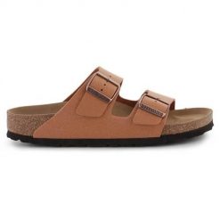 Klapki damskie Birkenstock Arizona BS. Brązowe klapki damskie Birkenstock, bez wzorów, z gumy, sportowe, bez obcasa. Za 383.10 zł.