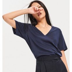 T-shirt z bawełny pima - Granatowy. Niebieskie t-shirty damskie Reserved, l, bez wzorów, z bawełny, bez kołnierzyka. Za 59.99 zł.
