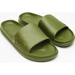 Klapki - Khaki. Brązowe klapki męskie marki Cropp. Za 39.99 zł.