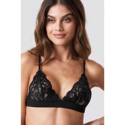 NA-KD Lingerie Koronkowy biustonosz - Black. Czarne biustonosze NA-KD Lingerie, z elastanu. Za 40.95 zł.