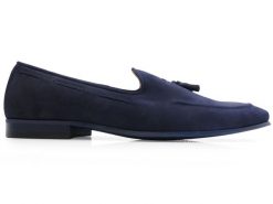 Granatowe wsuwane buty męskie - tassel loafers T121. Eleganckie półbuty Modini Moda Męska, z gumy, casualowe. W wyprzedaży za 297.00 zł.