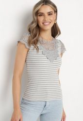 Szary Bawełniany T-shirt z Prążkowanej Dzianiny Ozdobiony Koronką Liasilo. Szare bluzki damskie Born2be, m, bez wzorów, z bawełny, bez kołnierzyka. Za 39.99 zł.