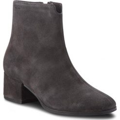 Botki VAGABOND - Daisy 4609-040-18 Dk Grey. Kozaki damskie marki Vagabond. W wyprzedaży za 339.00 zł.
