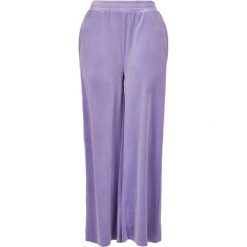 Spodnie damskie Urban Classics wysoka talia straight velvet. Niebieskie spodnie sportowe damskie Urban Classics, bez wzorów. Za 191.00 zł.